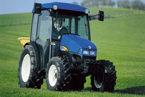 Traktor New Holland T3000