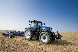 Traktor New Holland T6000 RC/PC