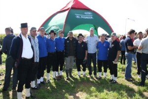 Pioneer Centralni dan polja kukuruza 2014.!