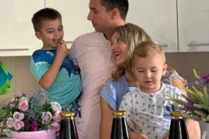 Svetlana i Duško Sedlar šest godina uzgajaju aroniju na Fruškoj gori