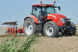 Traktor McCormick X7.4 - X7.6 T4i Pro Drive