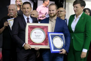 16. Internacionalni Sajam pršuta u Tinjanu