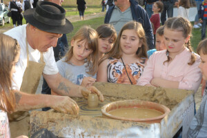 Ivo  Serdar, lončar