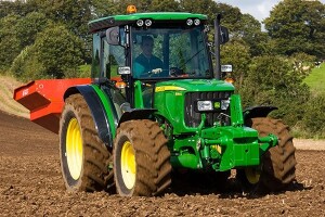 Traktor John Deere 5G