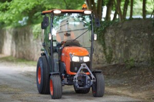 Traktor Kubota STW