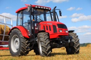 Traktor Farmer TE