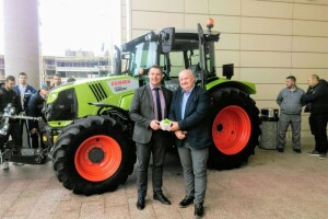 Tvrtka Jerković d.o.o. ustupila FAZOS-u najsuvremeniji traktor marke Claas