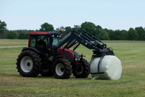 Traktor Valtra A