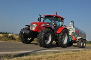 Traktor McCormick X6 LWB
