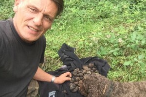 Zoran Davidović u lovu na skupocjene tartufe: Crno blago u šumama BiH