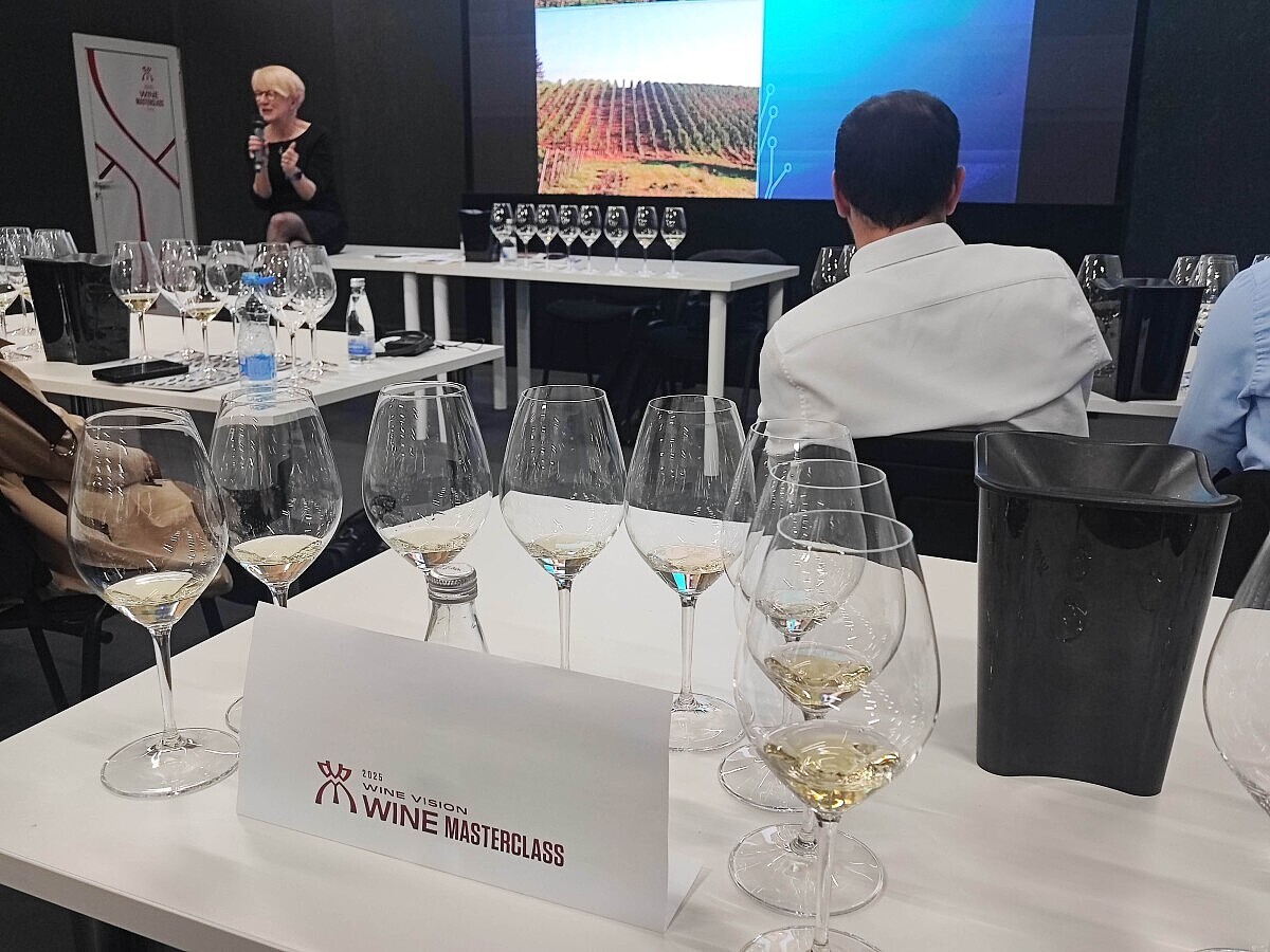 Kerolajn Gilbi drži radionicu