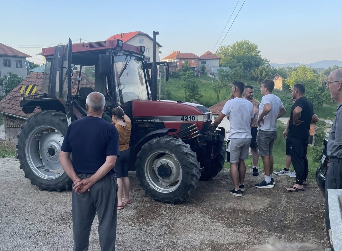 novi traktor