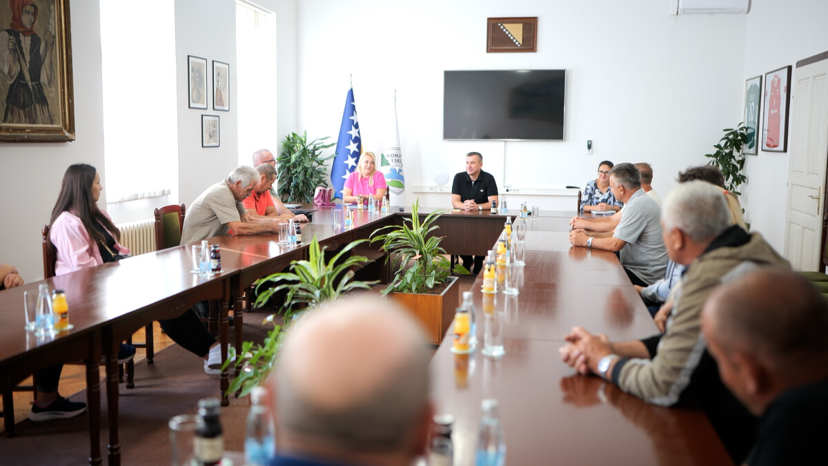 Poljoprivrednici kod gradonačelnika