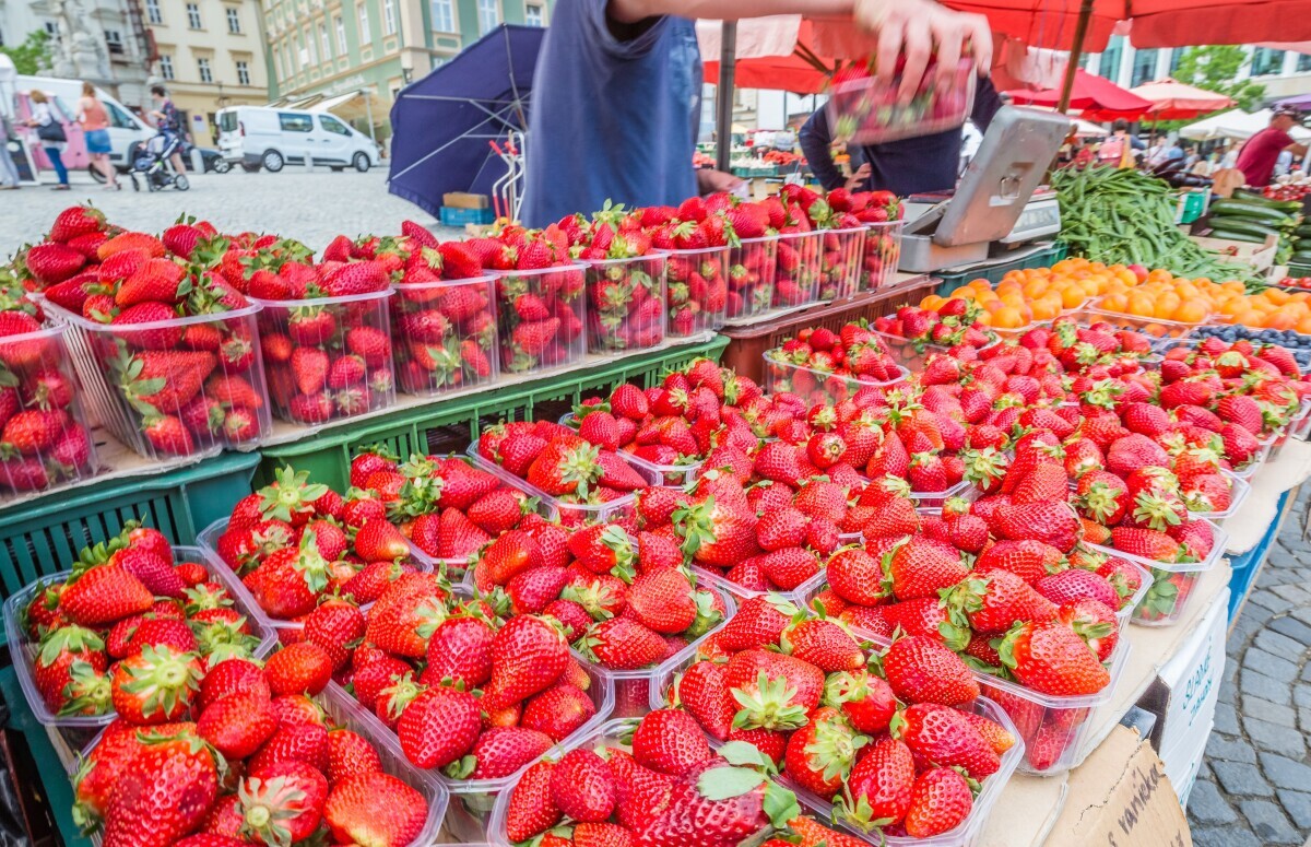 Jagode imaju više vitamina C nego naranče?