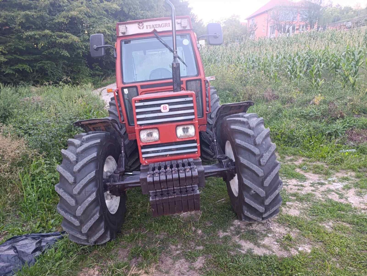 Kupovinu traktora pomogle kolege 