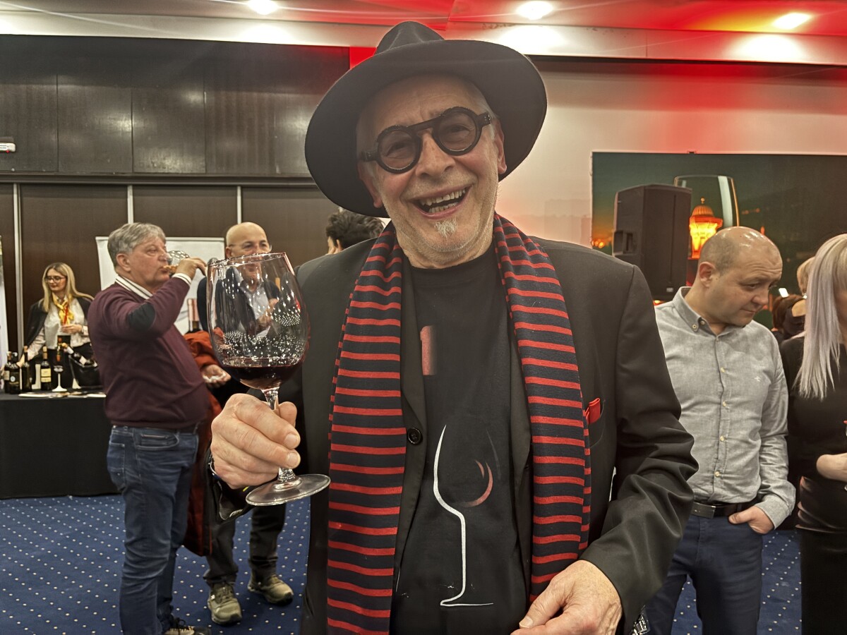 Poruka za mlade uz osmijeh