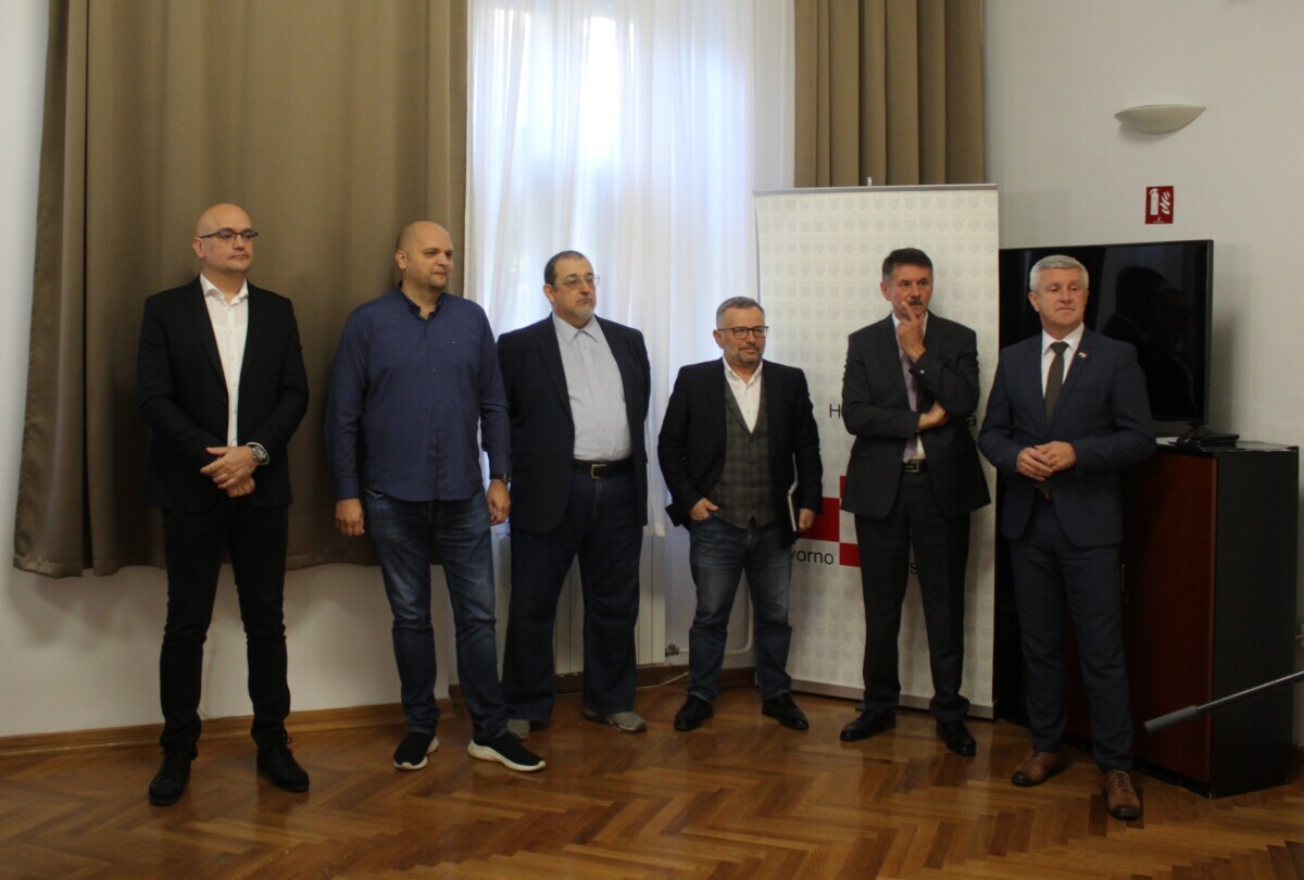 Jesenska sjetva 2025, Komora