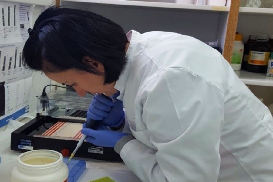 žena u laboratoriji