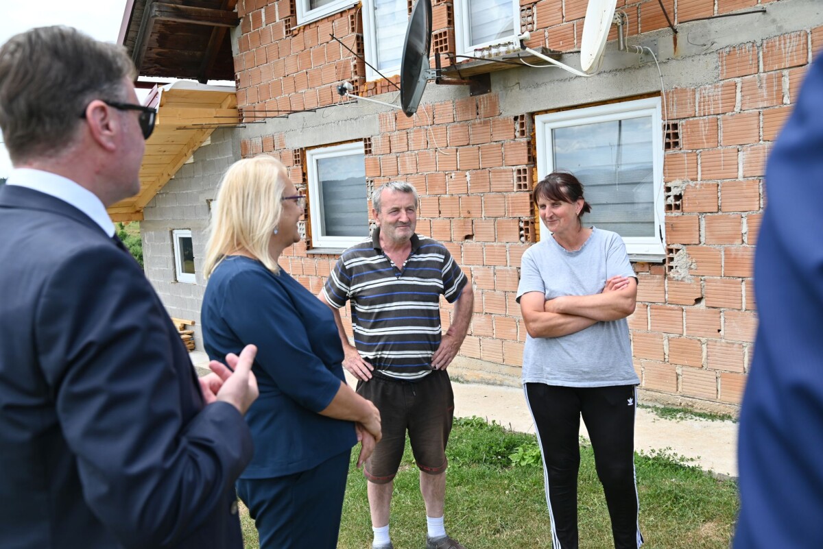 Hrnjić i Bradara u Dobretićima