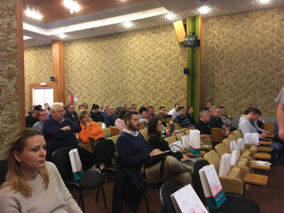 Poljoprivrednici na seminaru