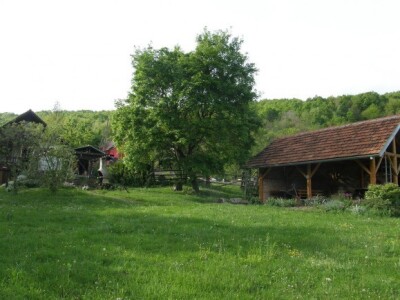 Na imanju u Novom Selu Okićkom