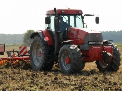 Velika prezentacija Kubota traktora i Ilgi priključaka Velika prezentacija Kubota traktora i Ilgi priključaka