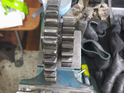 Remont traktora IMT 577