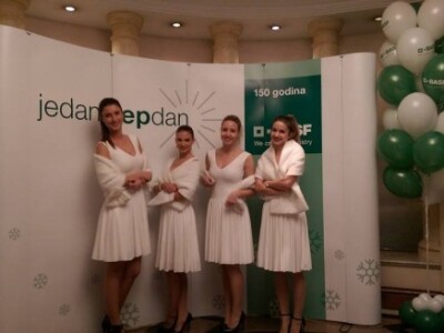 Hostese na događanju