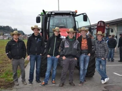 Super 6 demo tour Massey Ferguson