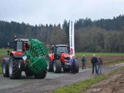 Super 6 demo tour Massey Ferguson