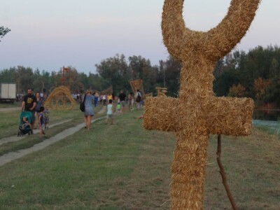 13. Slama Land Art Festival - Femina