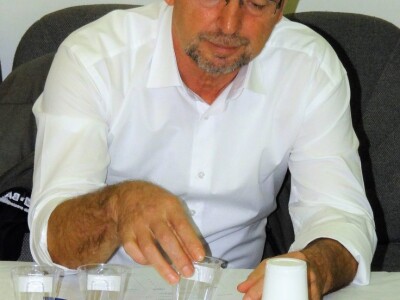 14. Edukacijsko ocjenjivanje kvalitete voćnih rakija i likera u HGK ŽK Osijek