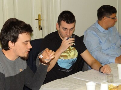 14. Edukacijsko ocjenjivanje kvalitete voćnih rakija i likera u HGK ŽK Osijek