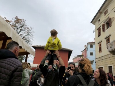 14. Kestenijada u Oprtlju privukla više od nekoliko tisuća posjetitelja