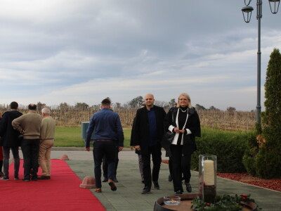 145 godina Poljoprivrednog instituta Osijek 145 godina Poljoprivrednog instituta Osijek