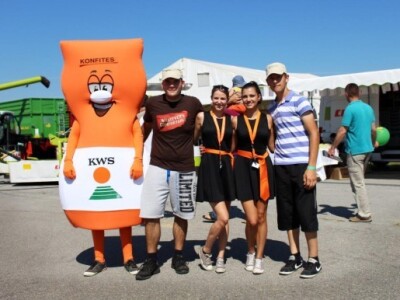 KWS maskota, hostese, posjetitelji