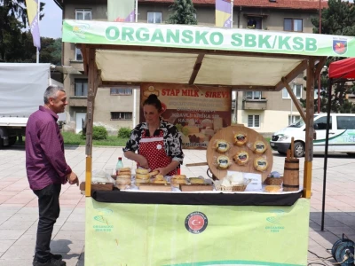 17. Međunarodni sajam malina Novi Travnik