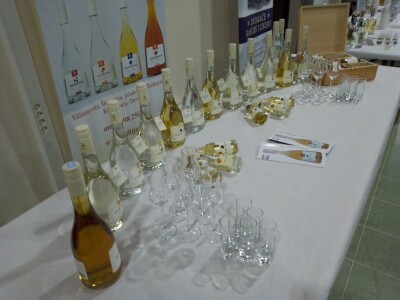 17. ocjenjivanje kvalitete rakija i likera u Semeljcima 17. ocjenjivanje kvalitete rakija i likera u Semeljcima