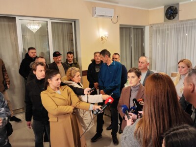 Sastanak Vlade, Ministarstva poljoprivrede i poljoprivrednika u Kisaču Sastanak Vlade, Ministarstva poljoprivrede i poljoprivrednika u Kisaču