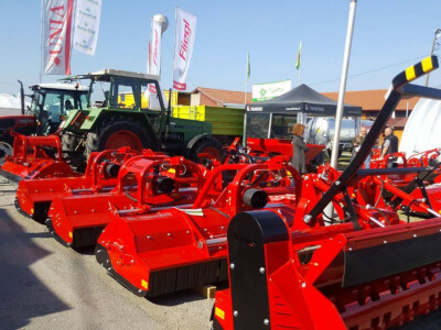 Velika ponuda mehanizacije