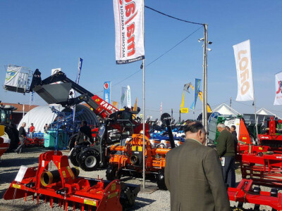 Velika ponuda mehanizacije