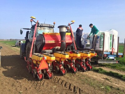 2. travnja, početak V&amp;V Demo Tour-a