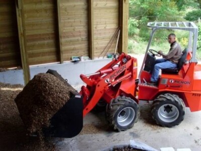 Traktorski utovarivač P510