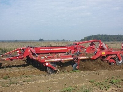 Versatile u Vinkovcima i Garešnici