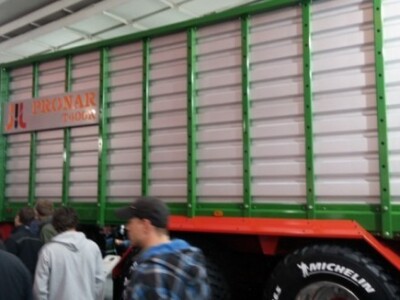 Cisterne i razbacivači gnoja