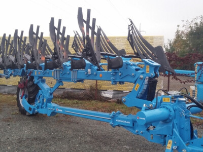 Sedmerobrazdni plug Rabe