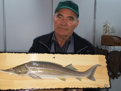 Đuro, u duši umjetnik, po struci limar, po hobiju ribolovac