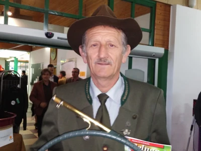 Otvoren Salori