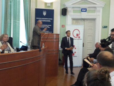 Hrvatska Gospodarska Komora Hrvatska Gospodarska Komora