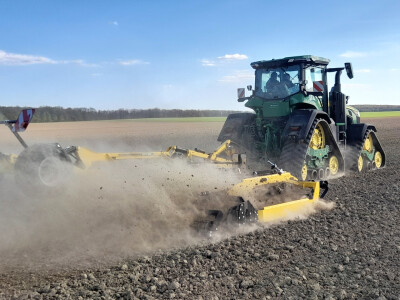 John Deere 8RX 410 traktor meseca John Deere 8RX 410 traktor meseca